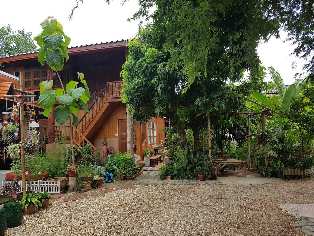 Kanecha'S Home Lampang Buitenkant foto